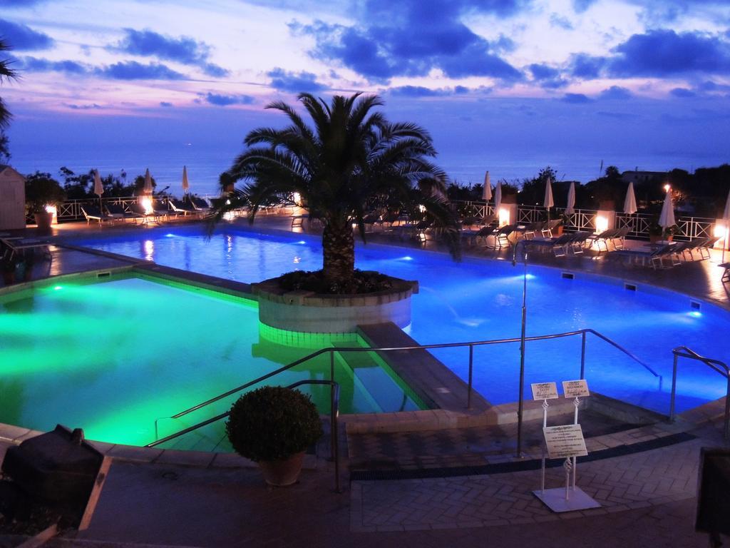 Paradiso Terme Resort & Spa Con 5 Piscine Termali Forio  Exterior photo
